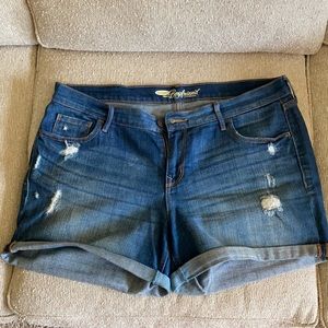 Old Navy Distressed Jean Short